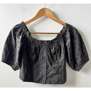 American Eagle cropped eyelet women's shirt size medium Brand new